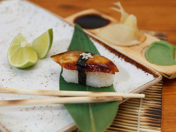 Satoshi - Суши с угрем