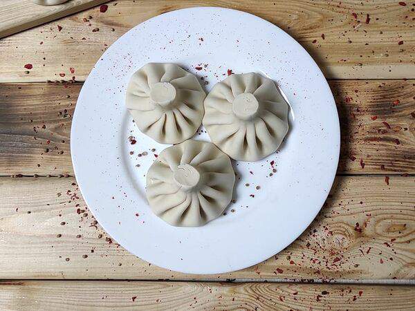 Кавказский аппетит - Хинкали из свинины и говядины