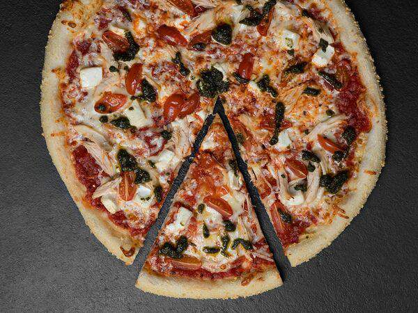 Pizza Shop - Пицца с курицей и соусом песто