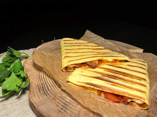 Вкус еды - Кесадилья с курицей