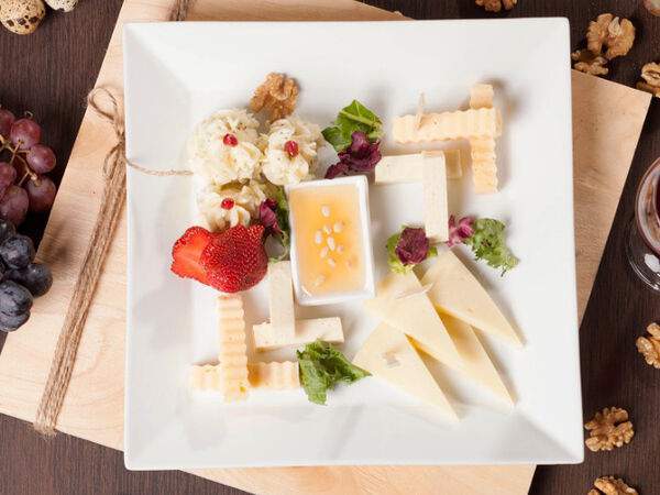 Восточная сказка - Сырное ассорти