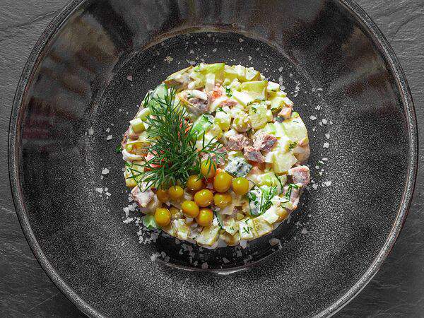 Крафт-кафе Вжарим - Салат Оливье