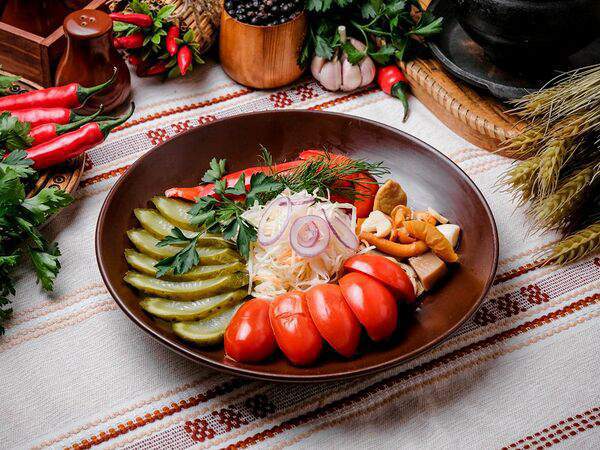 Корчма Веселая кума - Погребец