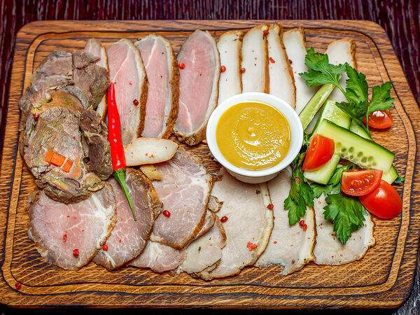 Harat's Irish Pub - Ассорти мясное