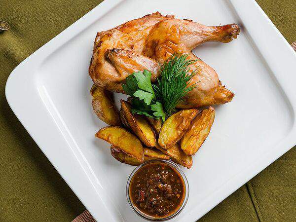 Хотим-едим - Цыпленок запеченный с картофелем