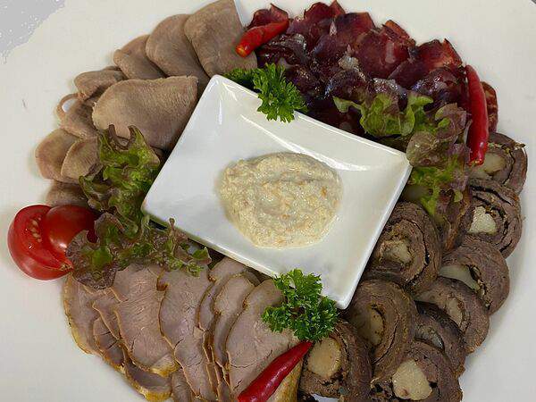 Печь & изюм - Мясное ассорти