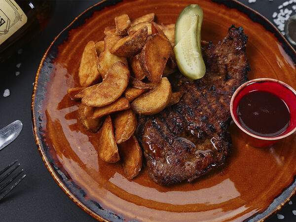 Rast Pub - Свиная шейка в чесночно-горчичном маринаде