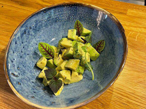 Рыбы бы - Авокадо с маслом и специями