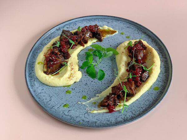 Food-n-Wood - Нежные щёчки телёнка