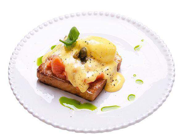 Кафе де Cалют - Бенедикт Лосось