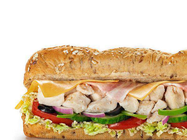 Subway - Сэндвич Курица и Бекон Мелт