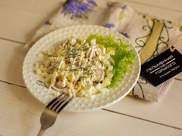 Пельменная на Горького - Салат Английский