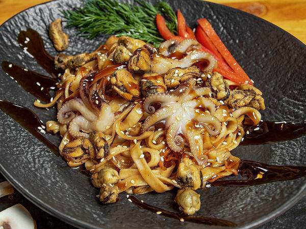 Тот самый бар - Удон с морепродуктами