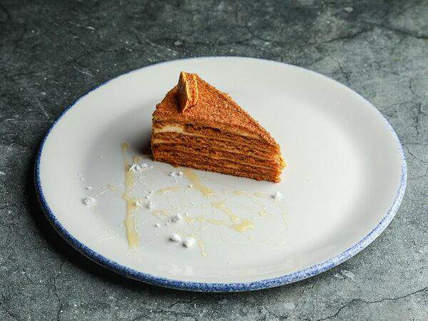 Агонь BBQ Ratskeller - Медовый торт