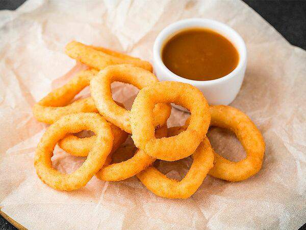 Harat's Irish Pub - Луковые кольца