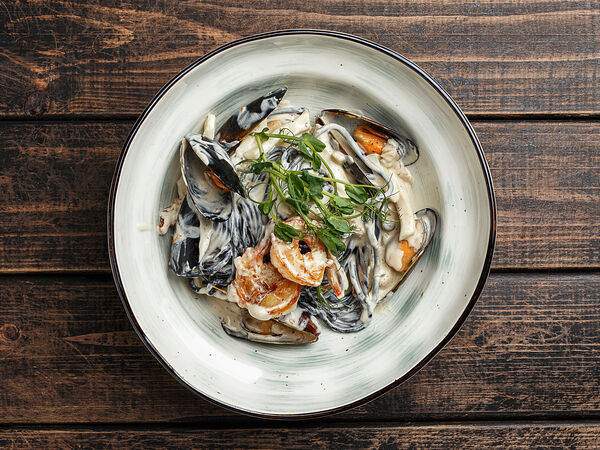 Ferma - Черные спагетти с морепродуктами