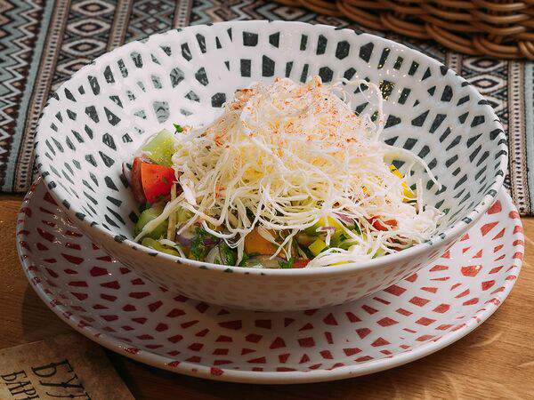 Бульвар - Салат Чобан с грузинским сулугуни