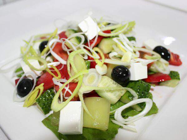 Не горюй - Салат Греческий