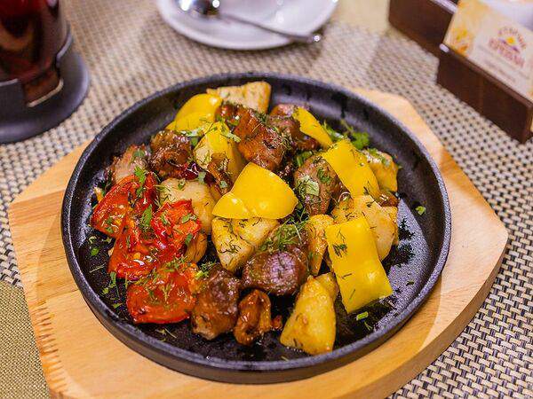 Старый Ереван - Жаркое по-армянски