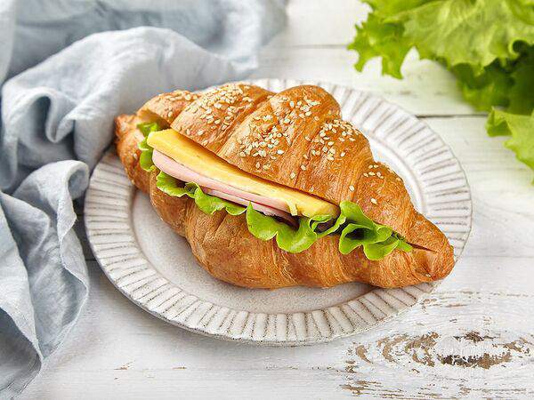 Печь & ланч - Круассан с ветчиной и сыром