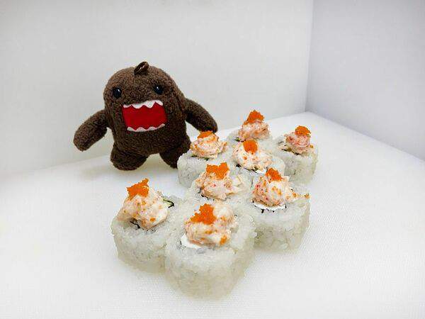 Акина суши - Запечённый ролл Хорюдзи