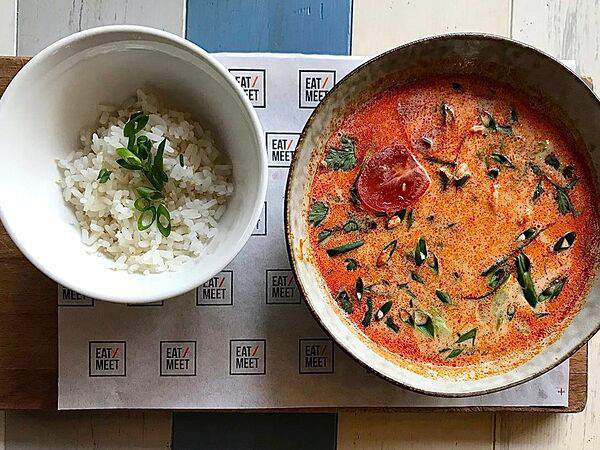 Eat Meet - Том Ям с креветкой и вонголе