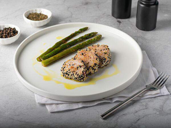 PizzAmore - Тунец в кунжуте со спаржей