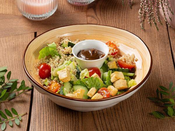 Clearbarn - Салат с тофу