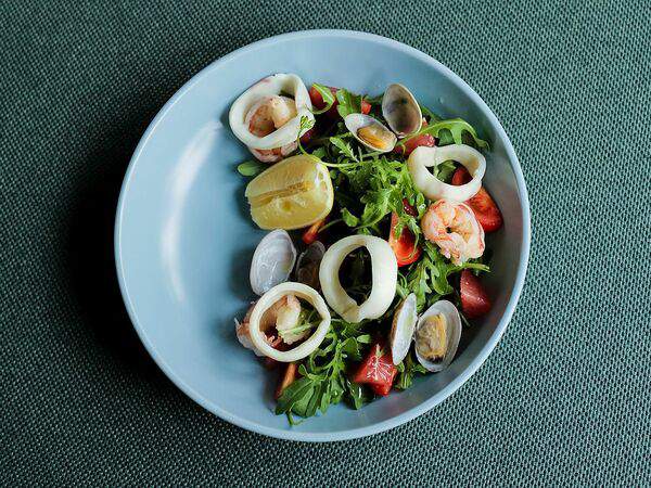 Где-то в Азии - Салат из морепродуктов