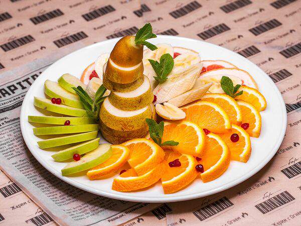 Капитал Grill & Beer - Фруктовая тарелка