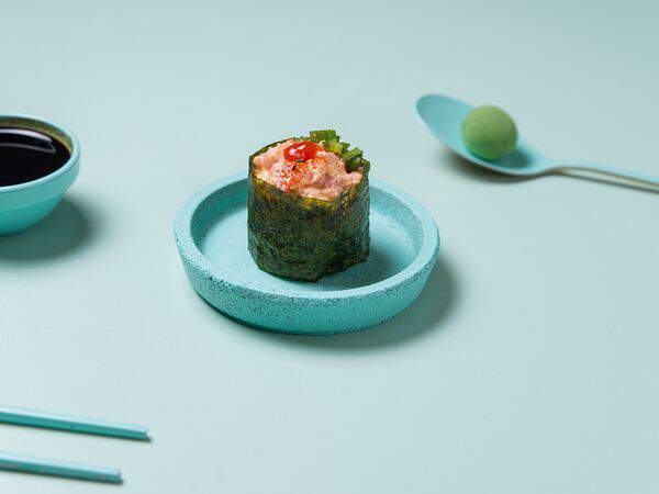 Rollwell - Острый гункан с тунцом