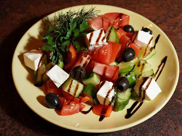 Underground - Греческий