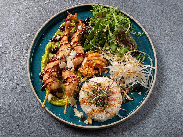 Goya - Кушияки из осьминога в темпура (японские шашлычки на гриле)