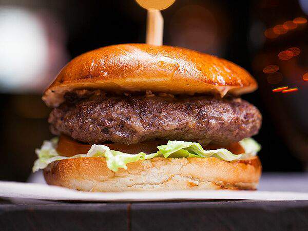 Капитал Grill & Beer - Гамбургер