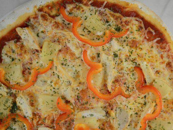 Kontrast gusto - Пицца Гавайская на толстом тесте