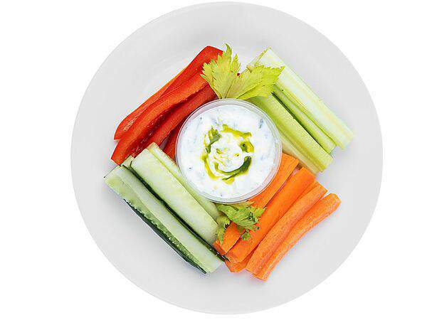 Покешная Nop Inexpensive - Овощные палочки с соусом дзадзыки