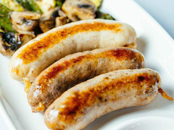 Лопатерия - Ассорти из колбасок с овощами