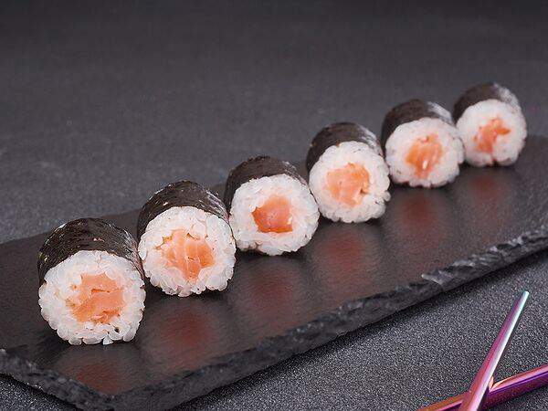 СушиСет - Мини-ролл с копченым лососем