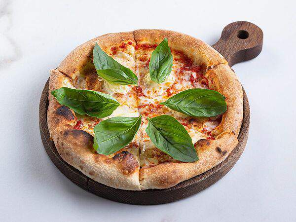 Holy place - Томаты/ моцарелла / базилик