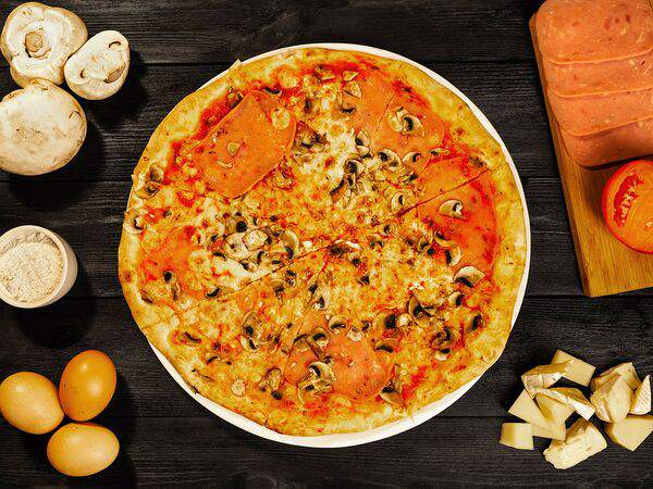 Чентуриппе - Пицца Прошутто и фунги