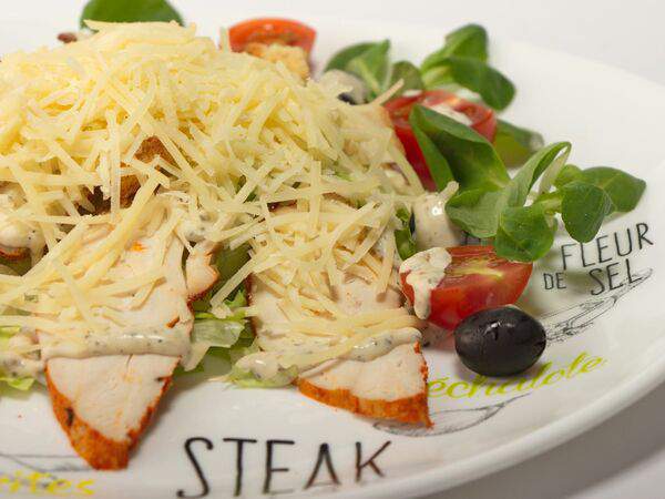 Стейк-Хаус - Салат Цезарь с курицей