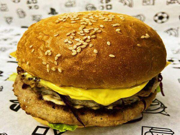 Плойка - Двойной куриный бургер