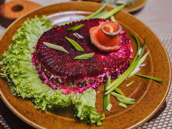 Две хижины - Семга под шубой