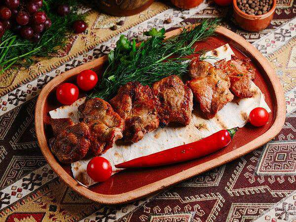 Мускат - Шашлык из cвинoй шеи со специями