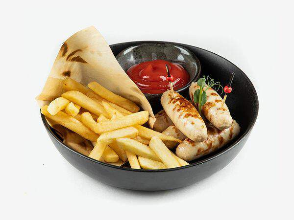 Fit appėtit - Мясные колбаски с картофелем фри