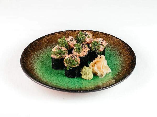 Avocado queen - Тар-тар ролл с "Креветки эби"