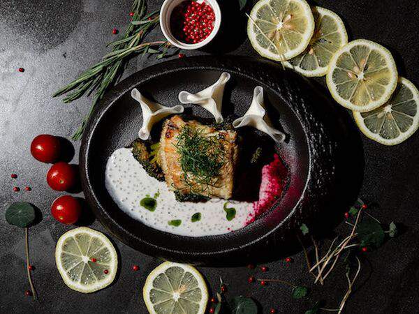 Loft Cafe - Филе палтуса в кокосовом соусе