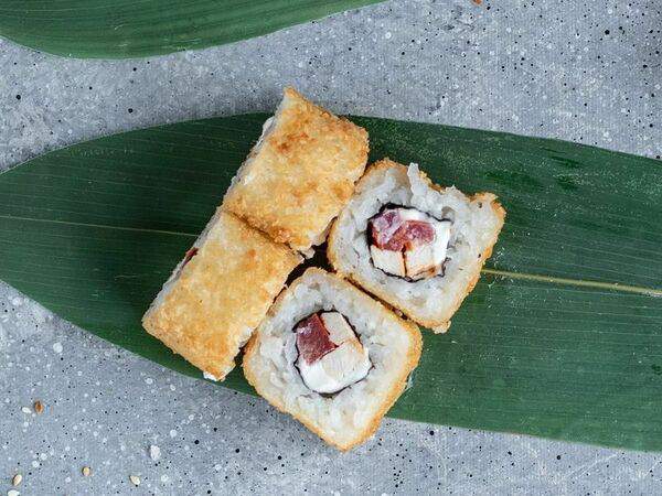 Gagarin Gastro Bar - Теплые роллы Чикен темпура