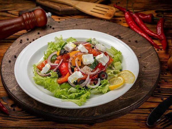 Burger Beer - Салат Греческий