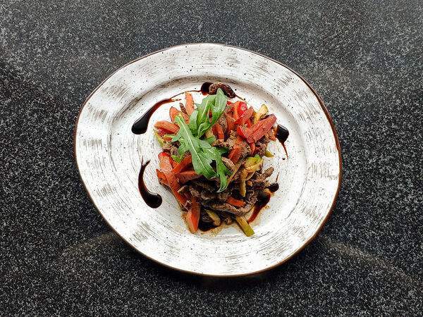 Импресс - Томленая говядина с овощами